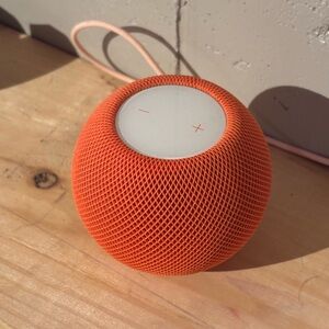 Apple HomePod Mini Orange | AirPlay speaker for Mac, iPhone, iPad, Apple TV